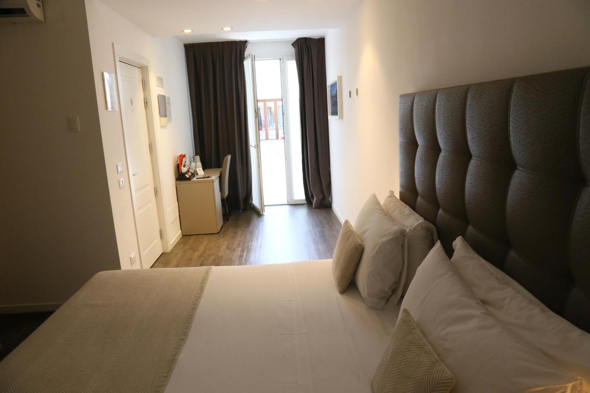 Hotel Studio Inn Centrale & Milano Urban Padel Luaran gambar