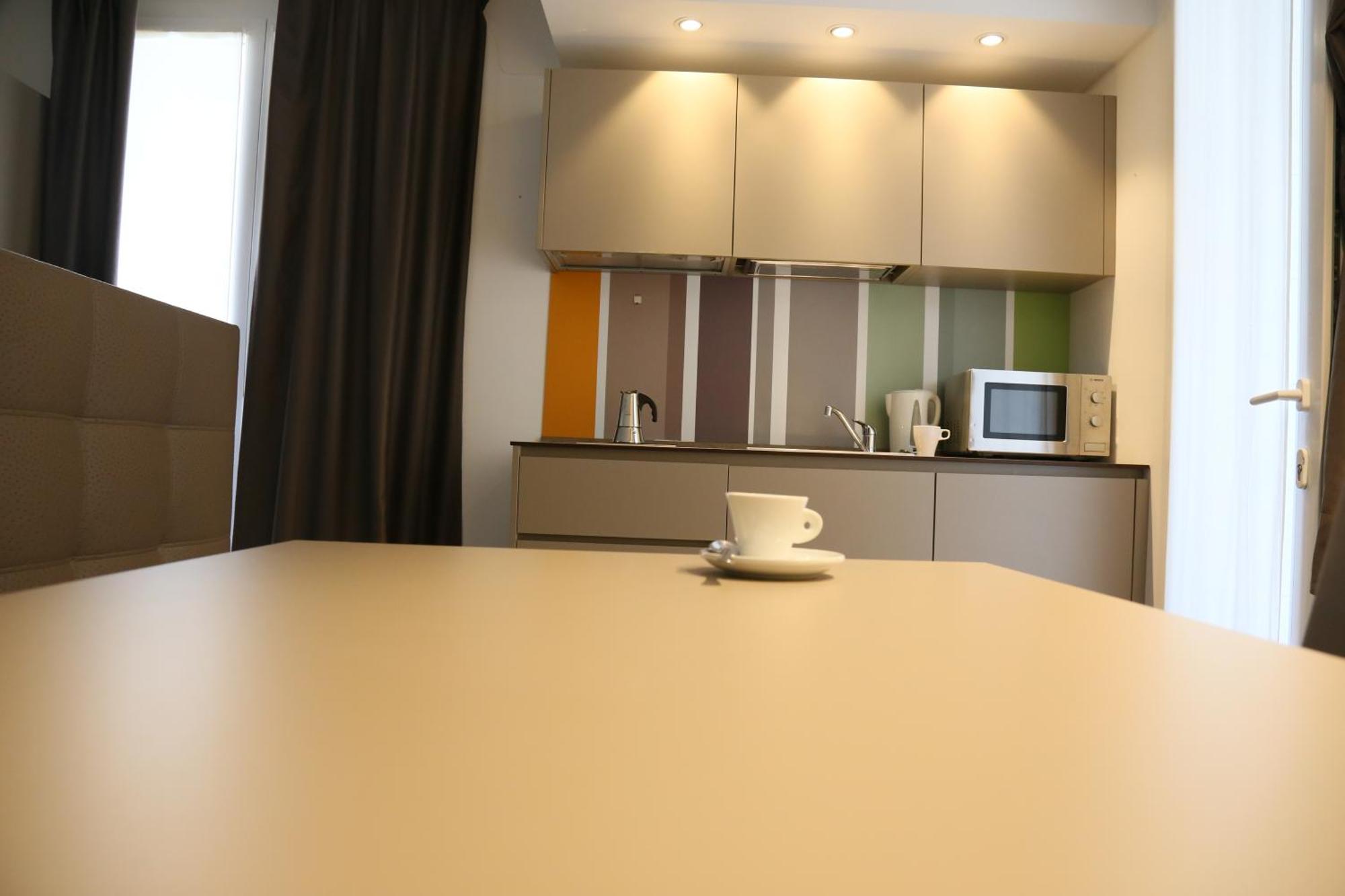 Hotel Studio Inn Centrale & Milano Urban Padel Luaran gambar